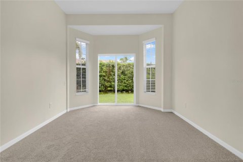 House in Bradenton, Florida 4 bedrooms, 326.74 sq.m. № 2283947 - photo 21