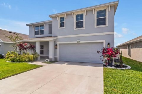 House in Wimauma, Florida 5 bedrooms, 248.42 sq.m. № 1675353 - photo 1