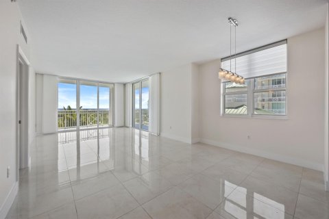Condominio en venta en Boynton Beach, Florida, 3 dormitorios, 153.29 m2 № 2247846 - foto 18