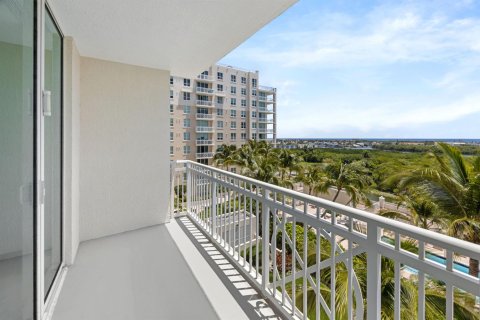 Condominio en venta en Boynton Beach, Florida, 3 dormitorios, 153.29 m2 № 2247846 - foto 26