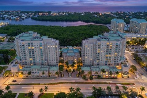 Condominio en venta en Boynton Beach, Florida, 3 dormitorios, 153.29 m2 № 2247846 - foto 2