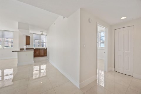 Condominio en venta en Boynton Beach, Florida, 3 dormitorios, 153.29 m2 № 2247846 - foto 10