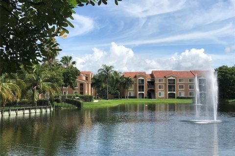 Condominio en alquiler en Coconut Creek, Florida, 3 dormitorios, 104.52 m2 № 1179459 - foto 1