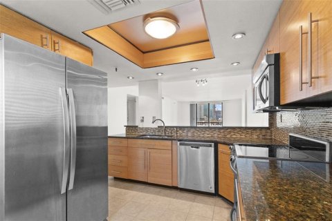 Condominio en venta en Tampa, Florida, 2 dormitorios, 94.39 m2 № 2120247 - foto 9