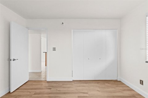 Condominio en venta en Tampa, Florida, 2 dormitorios, 94.39 m2 № 2120247 - foto 25