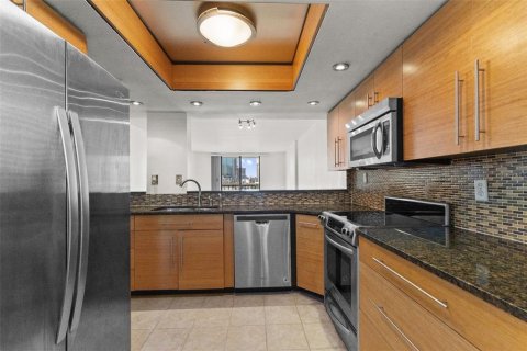 Condominio en venta en Tampa, Florida, 2 dormitorios, 94.39 m2 № 2120247 - foto 8