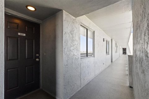 Condominio en venta en Tampa, Florida, 2 dormitorios, 94.39 m2 № 2120247 - foto 2