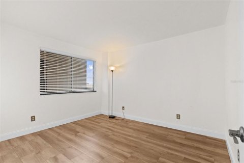 Condominio en venta en Tampa, Florida, 2 dormitorios, 94.39 m2 № 2120247 - foto 23