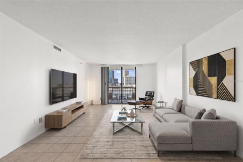 Condominio en venta en Tampa, Florida, 2 dormitorios, 94.39 m2 № 2120247 - foto 12