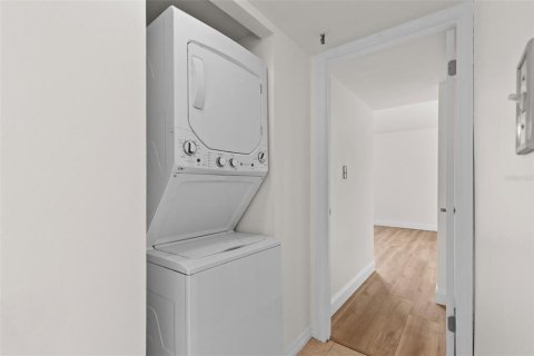 Condominio en venta en Tampa, Florida, 2 dormitorios, 94.39 m2 № 2120247 - foto 27