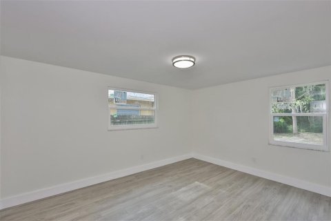House in Clearwater, Florida 2 bedrooms, 93.27 sq.m. № 2388088 - photo 12