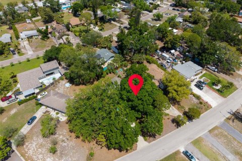 House in Saint Petersburg, Florida 3 bedrooms, 163.88 sq.m. № 2096106 - photo 30