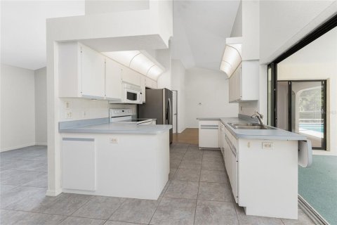 House in Port Charlotte, Florida 3 bedrooms, 155.24 sq.m. № 1690122 - photo 18