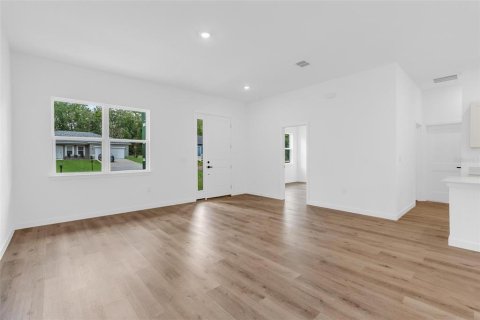 Villa ou maison à vendre à Citrus Springs, Floride: 4 chambres, 173.73 m2 № 2320926 - photo 4