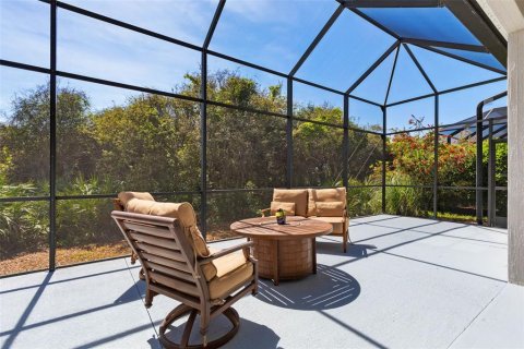 House in Palm Coast, Florida 5 bedrooms, 265.14 sq.m. № 2158012 - photo 21