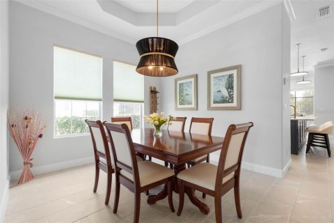 House in Palm Coast, Florida 5 bedrooms, 265.14 sq.m. № 2158012 - photo 14