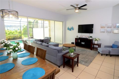 Adosado en venta en Davenport, Florida, 4 dormitorios, 194.54 m2 № 1853454 - foto 4