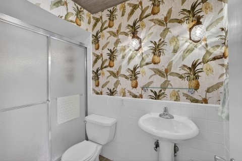 Condo in Tequesta, Florida, 3 bedrooms  № 2154977 - photo 21