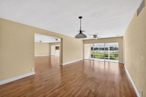Condo in Tequesta, Florida, 3 bedrooms  № 2154977 - photo 4