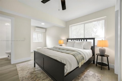 House in Miami, Florida 3 bedrooms, 123.93 sq.m. № 1814293 - photo 20