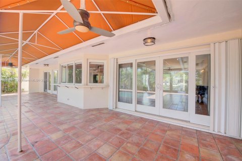 Villa ou maison à louer à Fort Lauderdale, Floride: 3 chambres, 190.17 m2 № 2017116 - photo 18