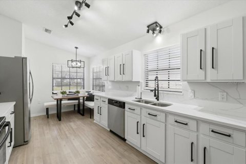 Villa ou maison à vendre à Lakeland, Floride: 2 chambres, 105.35 m2 № 2139192 - photo 9