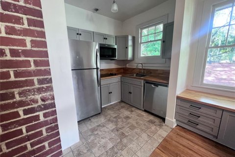 Apartment in Gainesville, Florida 4 bedrooms, 131.92 sq.m. № 2231451 - photo 2