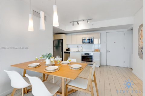 Copropriété à vendre à Hallandale Beach, Floride: 2 chambres, 94.76 m2 № 2088533 - photo 28