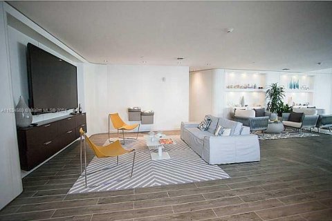 Copropriété à vendre à Hallandale Beach, Floride: 2 chambres, 94.76 m2 № 2088533 - photo 5