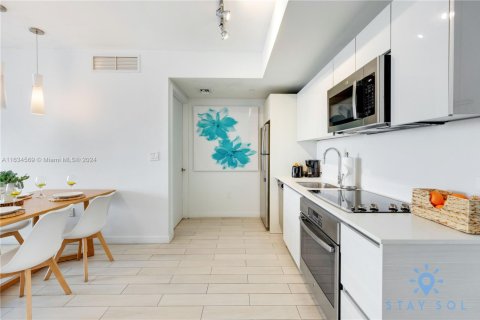 Copropriété à vendre à Hallandale Beach, Floride: 2 chambres, 94.76 m2 № 2088533 - photo 26