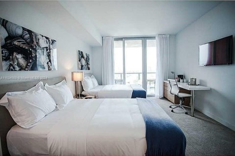 Copropriété à vendre à Hallandale Beach, Floride: 2 chambres, 94.76 m2 № 2088533 - photo 11