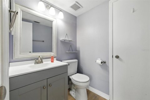 Condominio en venta en Saint Petersburg, Florida, 2 dormitorios, 66.89 m2 № 1854329 - foto 18