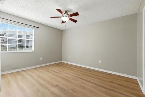 Condominio en venta en Saint Petersburg, Florida, 2 dormitorios, 66.89 m2 № 1854329 - foto 14