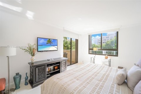 Снять в аренду кондоминиум в Ки-Бискейн, Флорида 2 спальни, 148.64м2, № 2015210 - фото 6