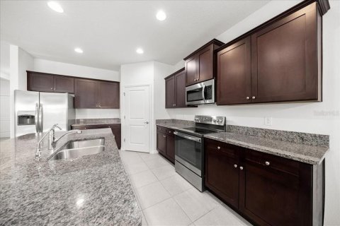 House in Ocala, Florida 4 bedrooms, 188.96 sq.m. № 2093872 - photo 29