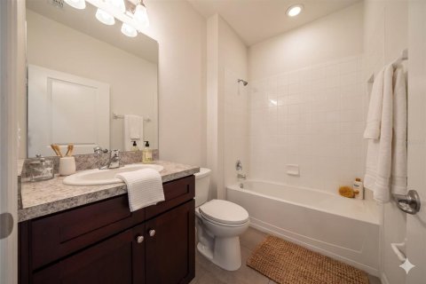House in Ocala, Florida 4 bedrooms, 188.96 sq.m. № 2093872 - photo 6