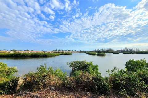 Land in Nokomis, Florida № 2143045