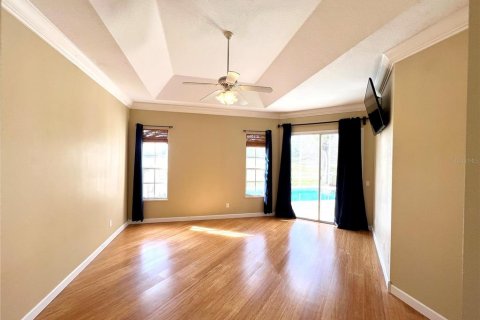 House in Orlando, Florida 4 bedrooms, 212.65 sq.m. № 1543785 - photo 18