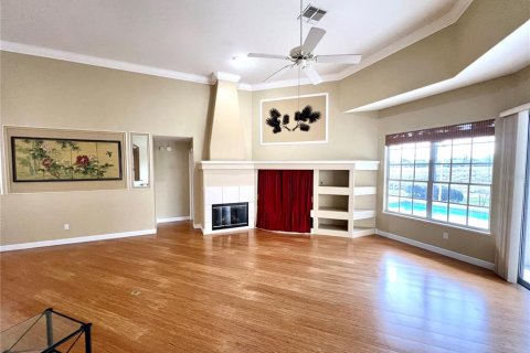 House in Orlando, Florida 4 bedrooms, 212.65 sq.m. № 1543785 - photo 11