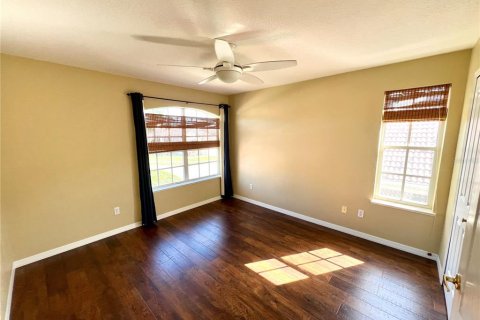House in Orlando, Florida 4 bedrooms, 212.65 sq.m. № 1543785 - photo 24