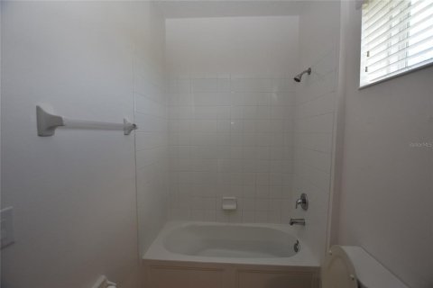 Villa ou maison à louer à Mount Dora, Floride: 4 chambres, 223.06 m2 № 2102359 - photo 30