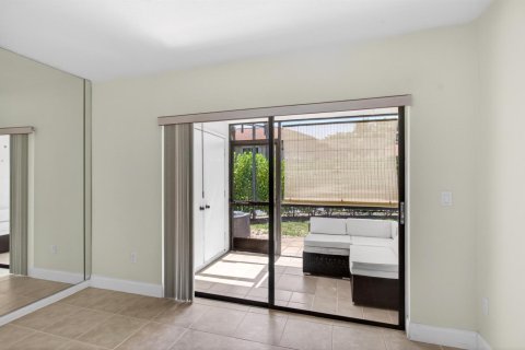 Condo in Boca Raton, Florida, 2 bedrooms  № 2185720 - photo 21