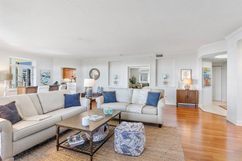Condo in Lantana, Florida, 3 bedrooms  № 2262029 - photo 8