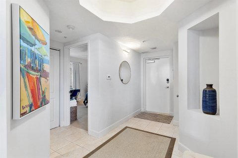 Condo in Lantana, Florida, 3 bedrooms  № 2262029 - photo 4