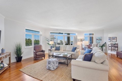 Condo in Lantana, Florida, 3 bedrooms  № 2262029 - photo 5