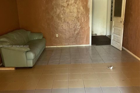 Land in Miami, Florida № 2057667 - photo 11