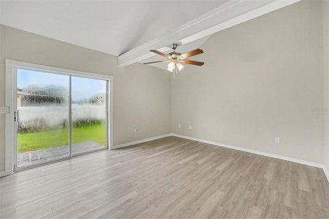 Villa ou maison à vendre à Kissimmee, Floride: 3 chambres, 139.45 m2 № 2418681 - photo 11