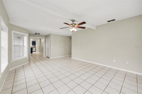 Villa ou maison à vendre à Kissimmee, Floride: 3 chambres, 139.45 m2 № 2418681 - photo 3