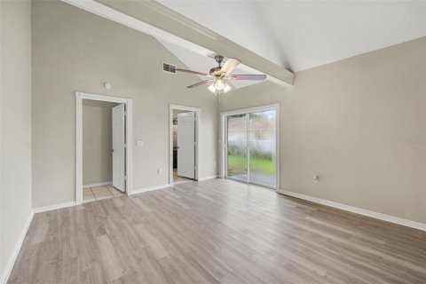 Villa ou maison à vendre à Kissimmee, Floride: 3 chambres, 139.45 m2 № 2418681 - photo 9