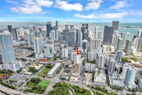 Condominio en venta en Miami, Florida, 43.29 m2 № 1993158 - foto 3